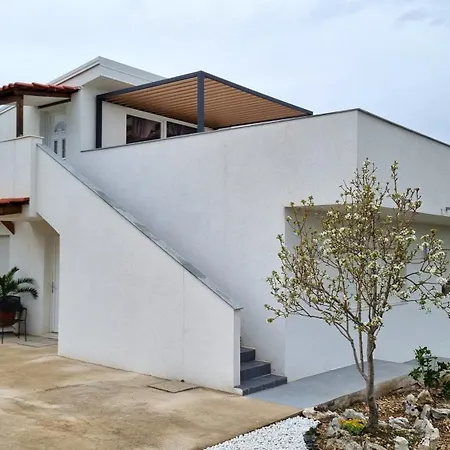 Vila Maslina Villa *