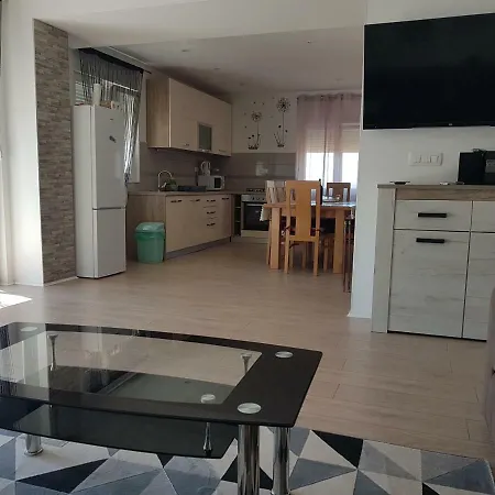 Vila Maslina *
