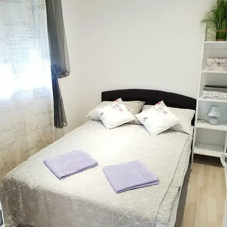 Vila Maslina * Каштела